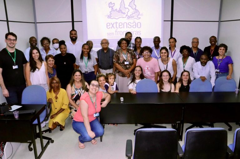 Encontro reúne angolanos e brasileiros em torno da extensão universitária