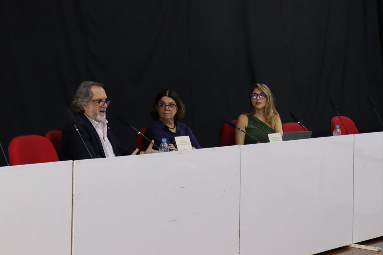 Lançamento da Série Extensão Universitária abre caminhos para novas publicações